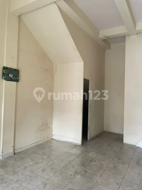 Ruko Murah Lokasi Strategis Raya Jl. Mahendradata - Image 3 of 4