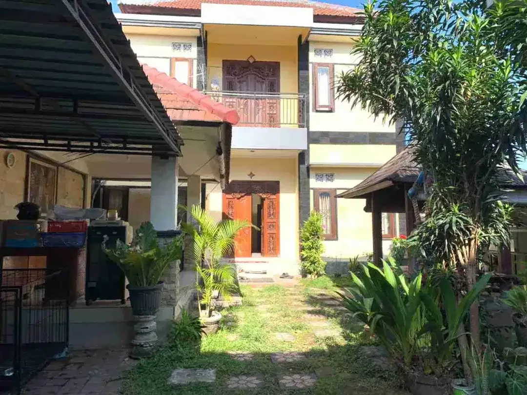 Dijual Rumah lantai 2
Jalan Keboiwa Utara - Image 1 of 9