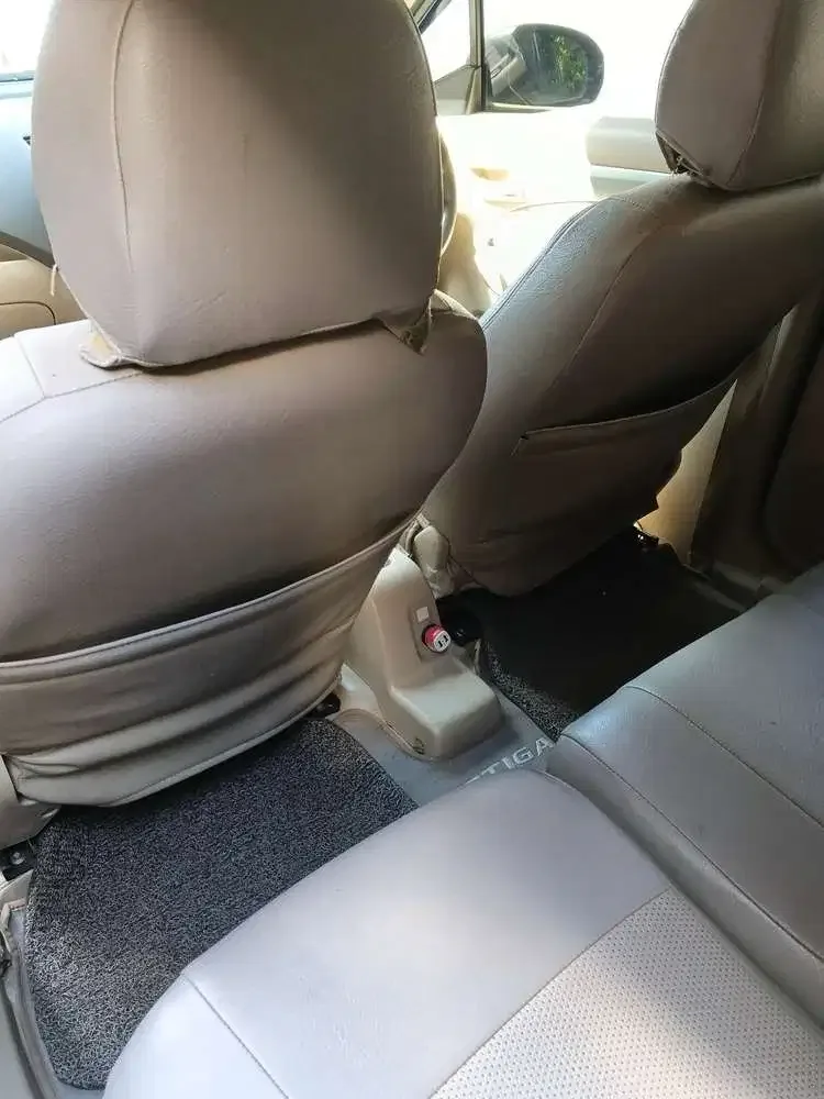 Suzuki Ertiga 2017 Bensin - Image 7 of 8