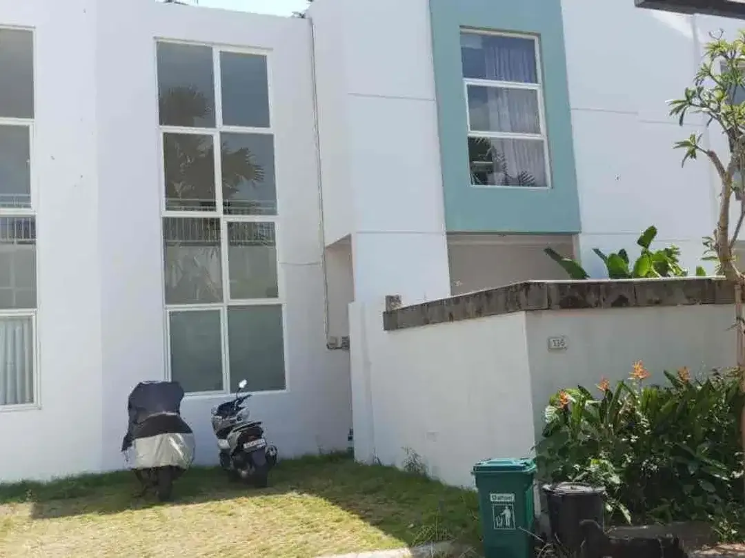 Dijual Villa di Kerobokan dekat kepetitenget dan mertanadi - Image 1 of 10