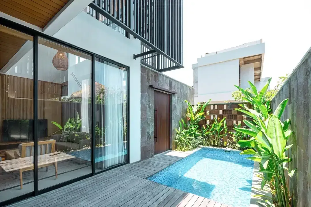 dijual vila baru lantai 2 canggu - Image 1 of 10