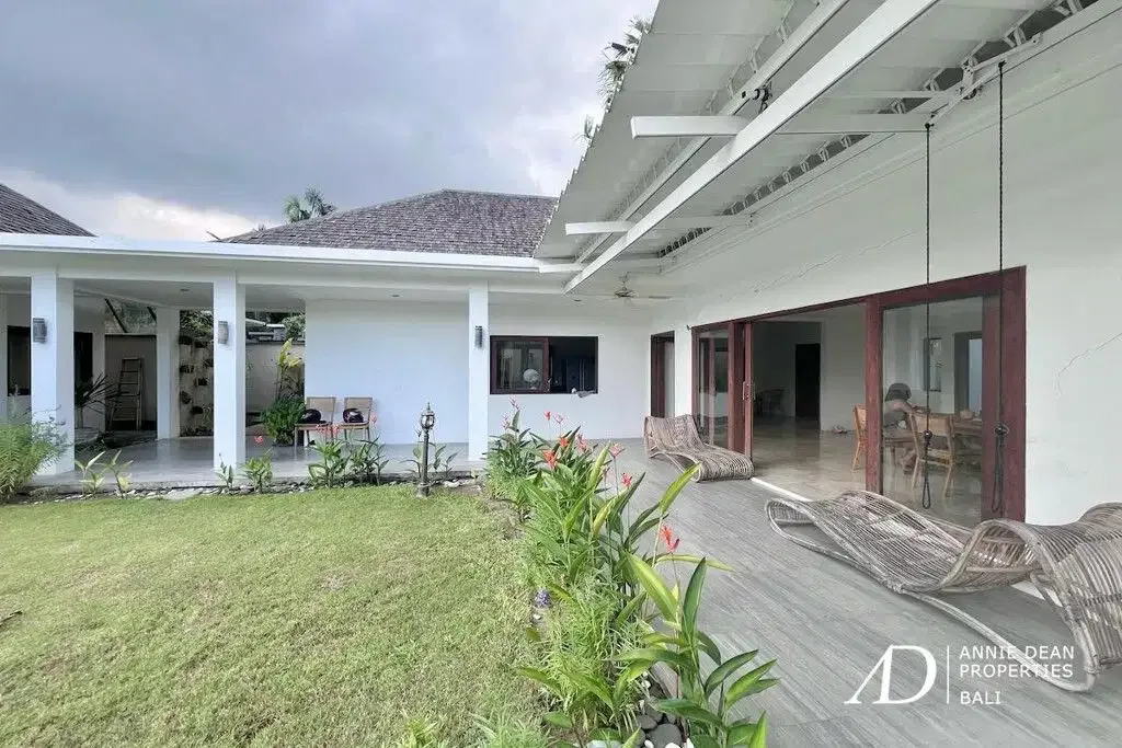 PRIME FREEHOLD PROPERTY IN A GATED COMPLEX FOR SALE - LAND VALUE ONLY - Image 6 of 10