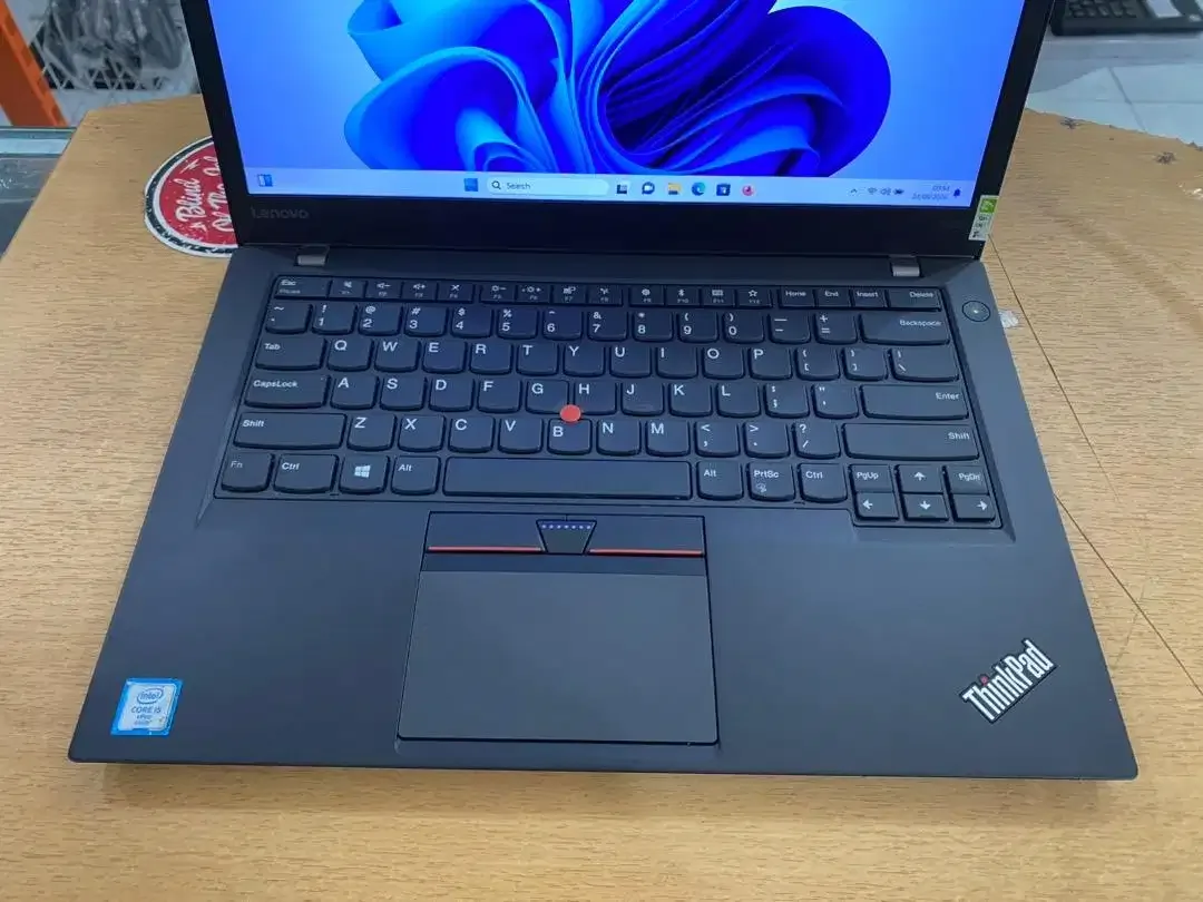 Lenovo ThinkPad T460S Core i5Gen6 Ram 8GB SSD 256GB Slim Mulus Garansi - Image 2 of 10