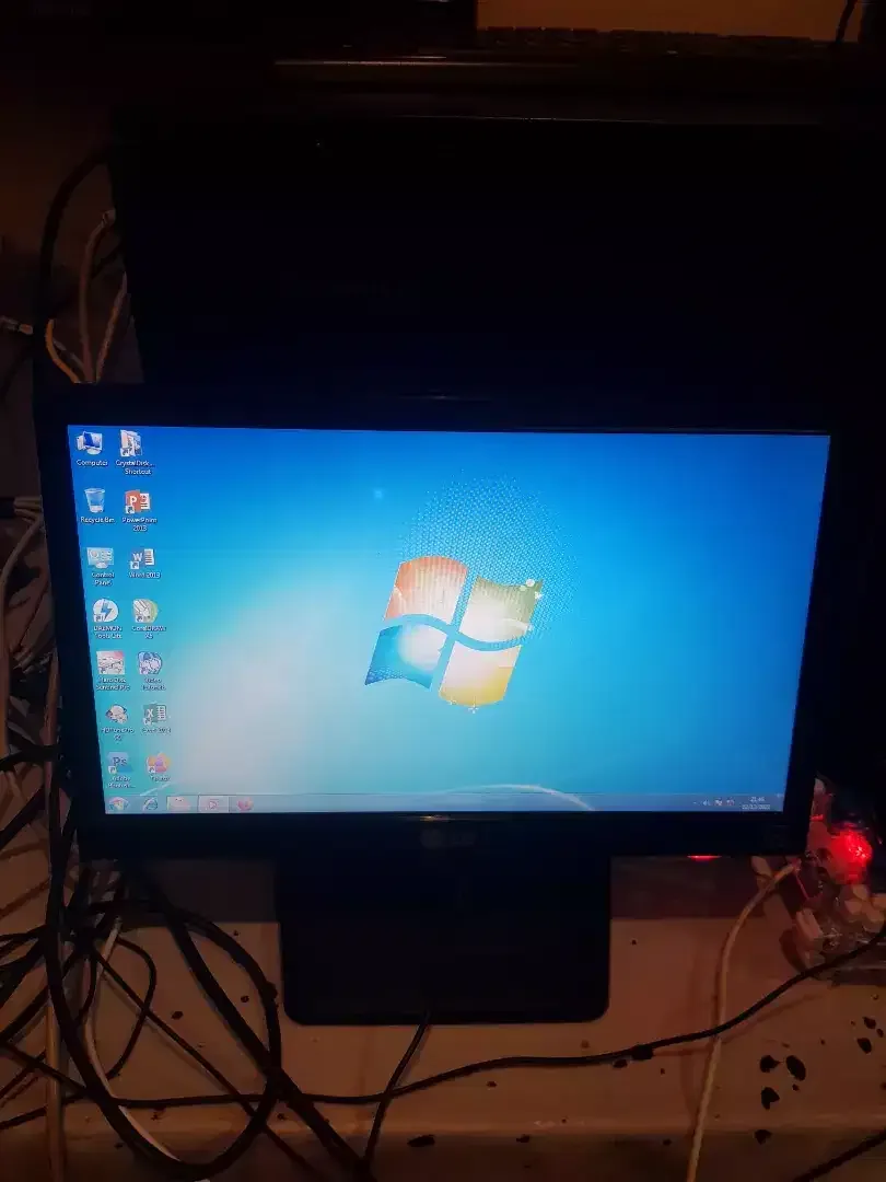 Monitor LED LG 16 inc Normal - Image 2 of 2