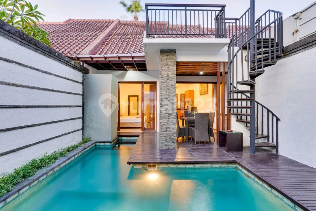 Villa Tropis Minimalis Bale Village Dekat Plataran Canggu - Image 3 of 4