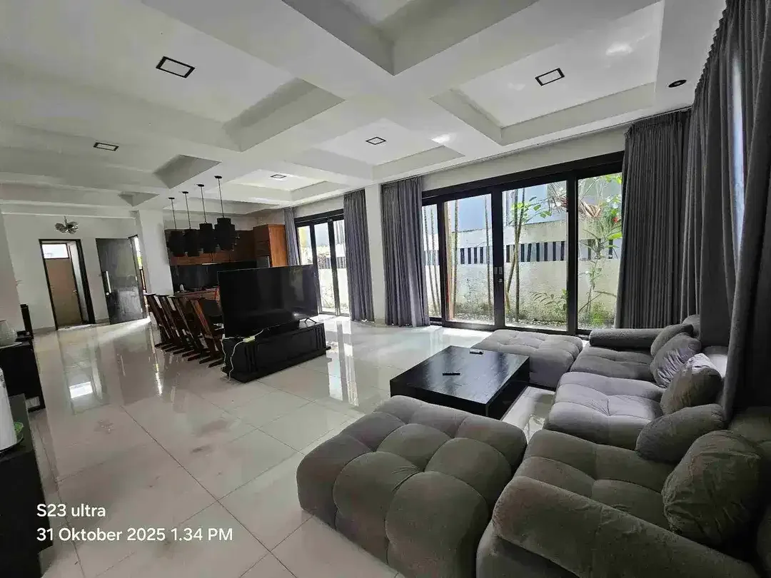 dijual villa lantai 3 lokasi canggu - Image 10 of 10
