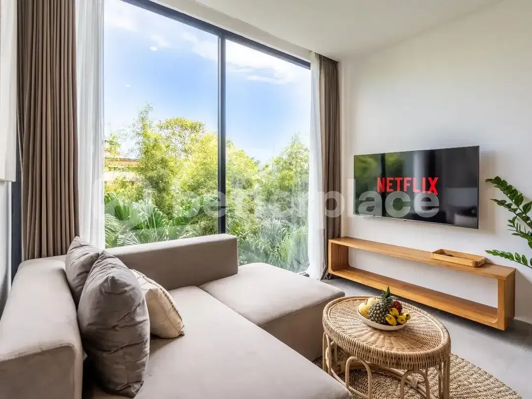 Modern 1-Bedroom Apartment in the Heart of Batu Bolong, Canggu - Image 1 of 10