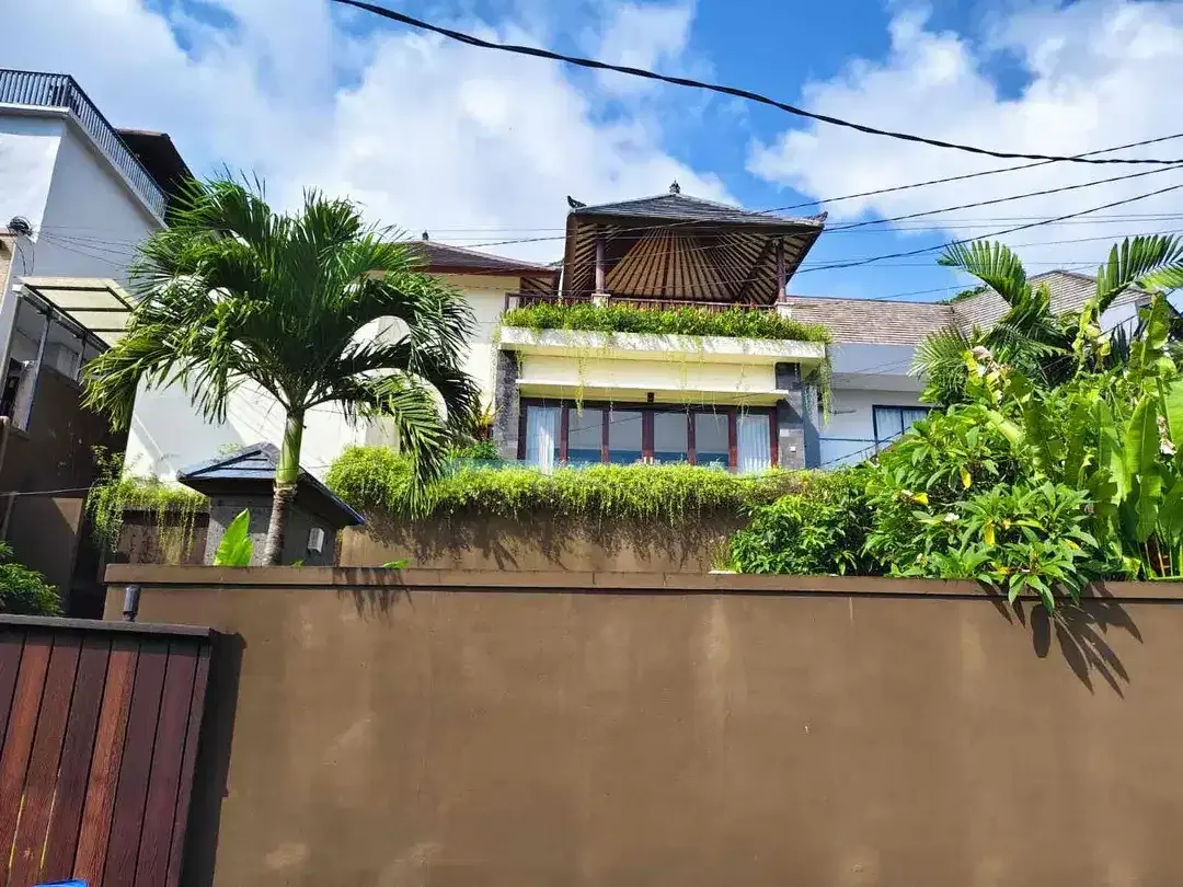 VILLA 3 BEDROOM FOR SALE*
JIMBARAN, SOUTH OF KUTA, BALI - Image 8 of 10