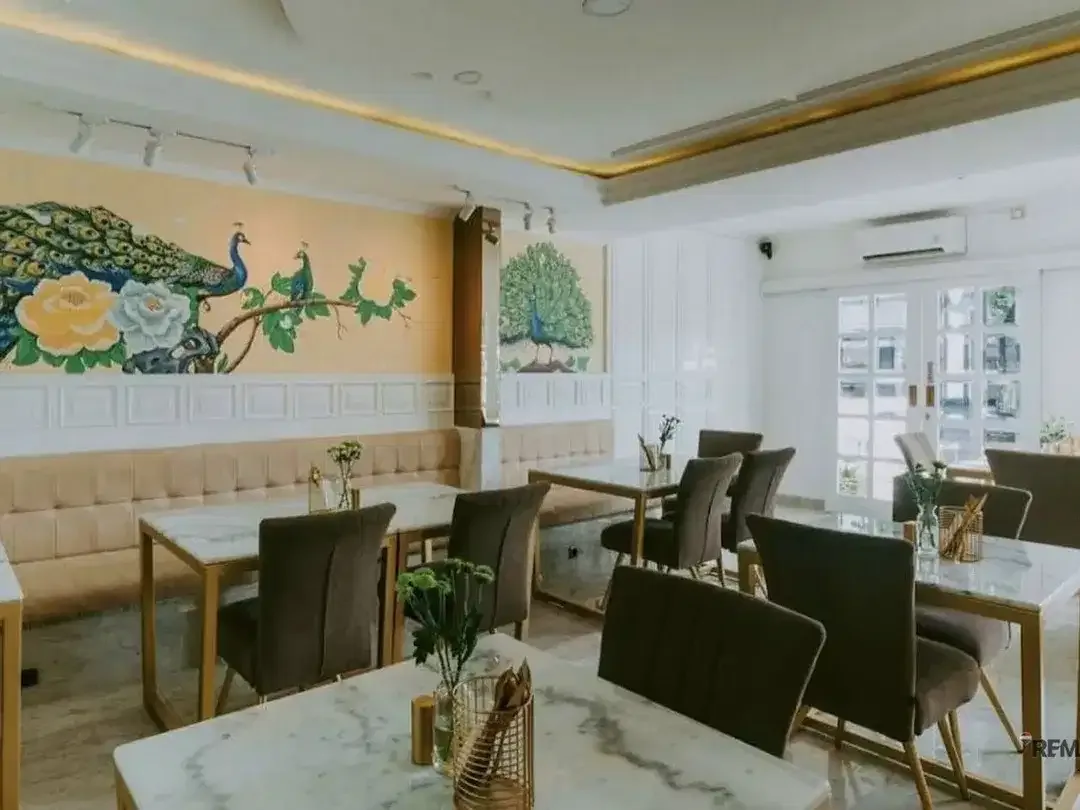 Resto 2 Lantai Zona Perdagangan Disewakan, di Raya Canggu Area - Image 8 of 8