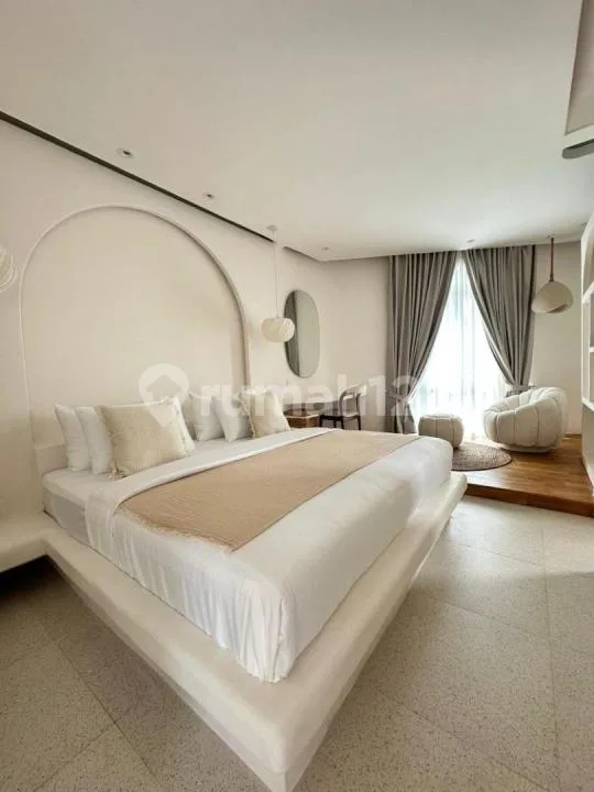 Brand New Mediterranean Villa With Rice Field View In Canggu - Image 2 of 4