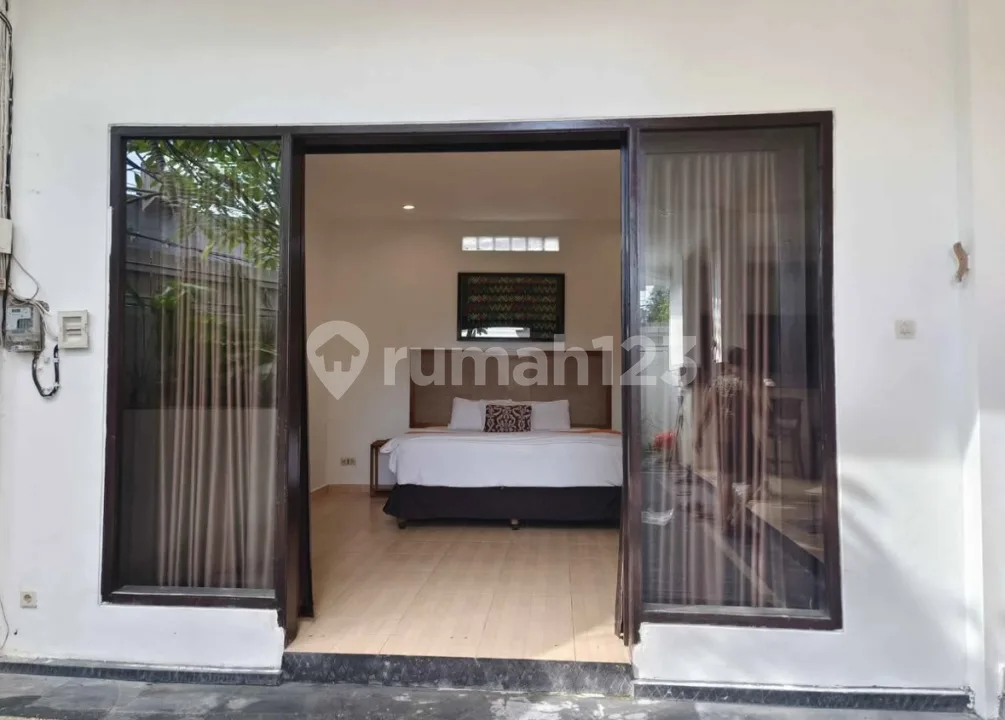 House For Rent In Kerobokan Area - Image 4 of 4
