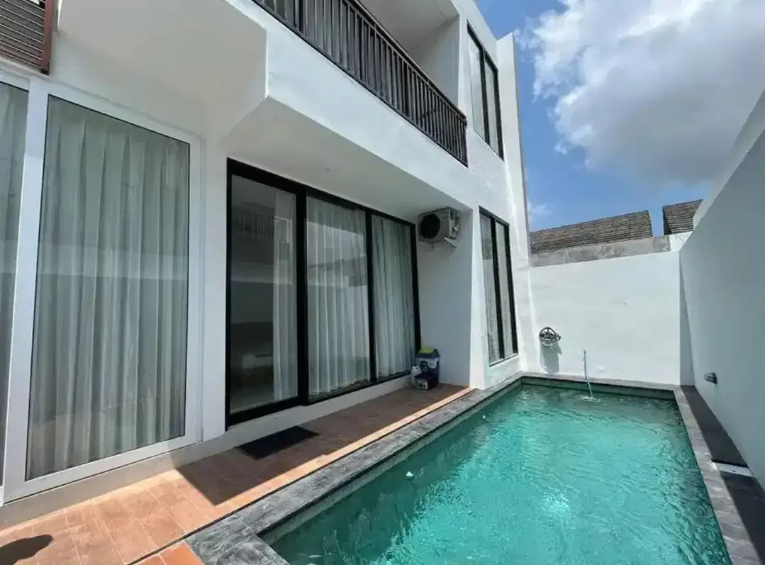 Villa CANTIK Strategis Komplek Elite Dekat Kampus POLTEKPAR Nusa Dua - Image 1 of 10