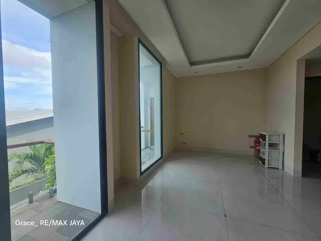 Rumah Modern Ekslusif di Mahendradata Denpasar Barat - Image 8 of 10