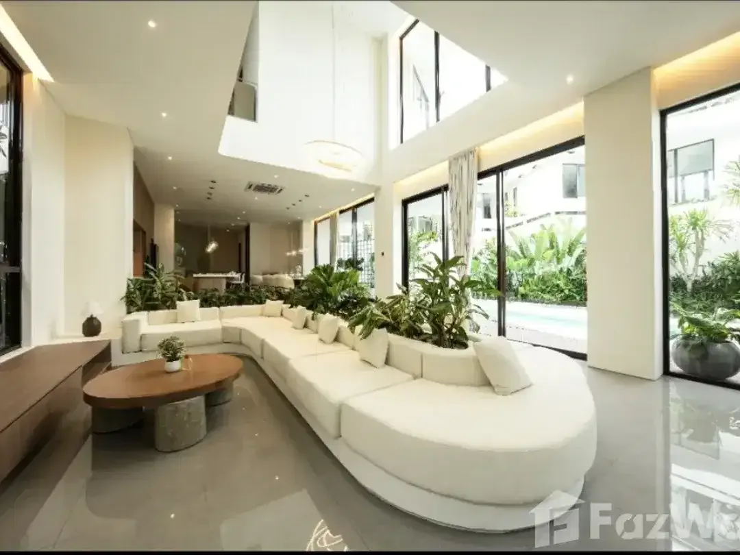 3 Bedroom Villa for sale in Seminyak, Bali - Image 3 of 10