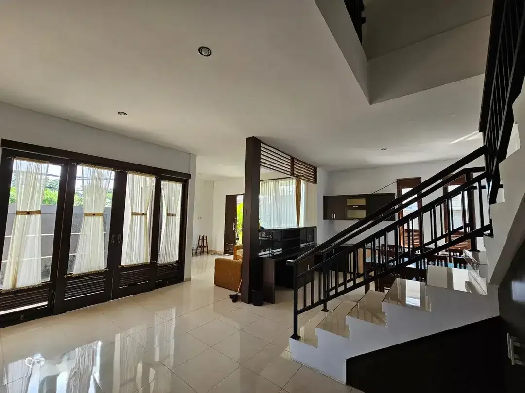 Dijual Rumah Furnished di Taman Giri Jimbaran - Image 3 of 10