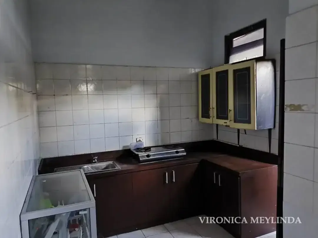 RUMAH 2 LANTAI DIJUAL – SUMERTA KLOD, DENPASAR TIMUR. - Image 6 of 10