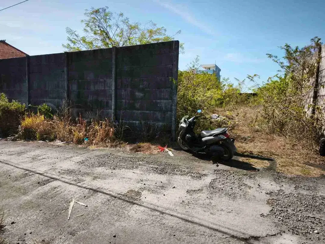 dijual tanah 750m² IDR 550 juta /are dikampus unud jimbaran Kuta Selatan Badung Bali - Image 1 of 8