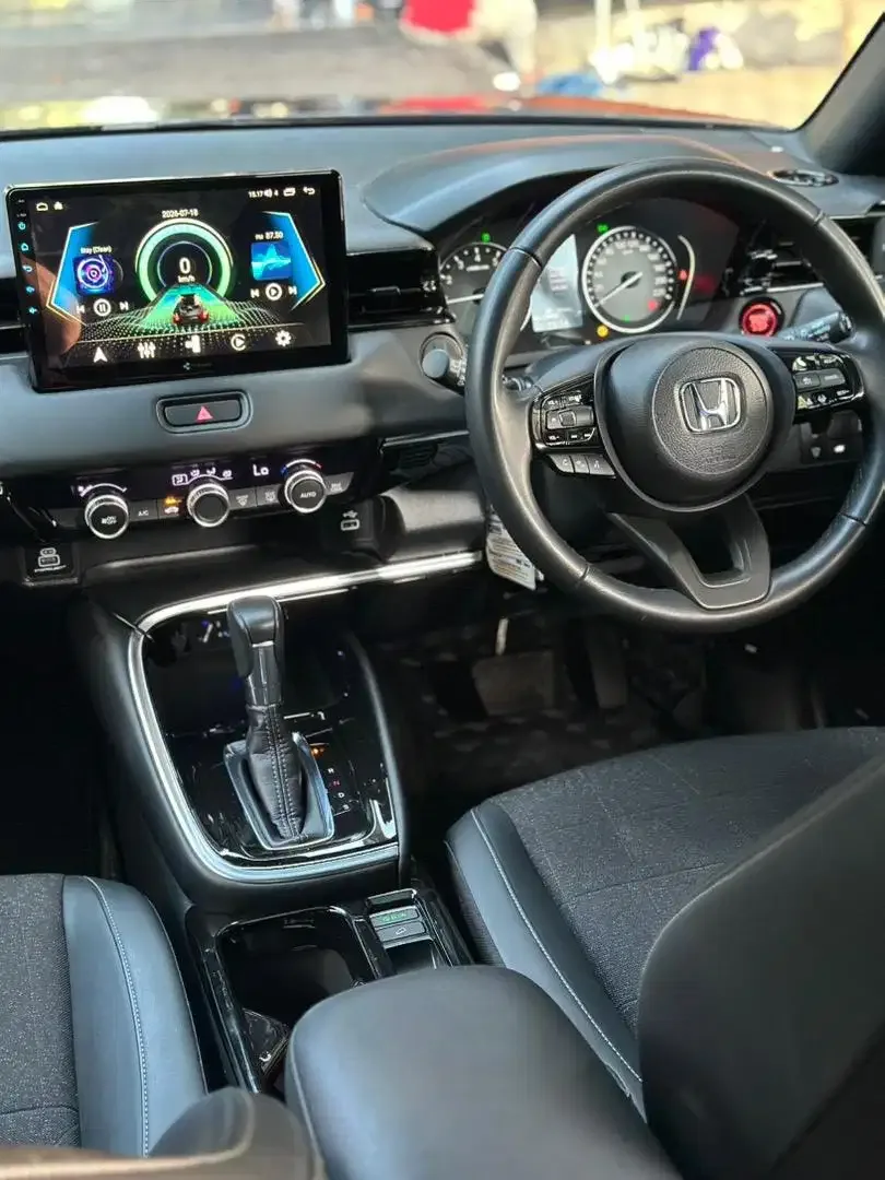 HRV SE 2022 NEW MODEL MATIC LOW KM TERIMA DK ISTIMEWA SIAP PAKAI - Image 9 of 10