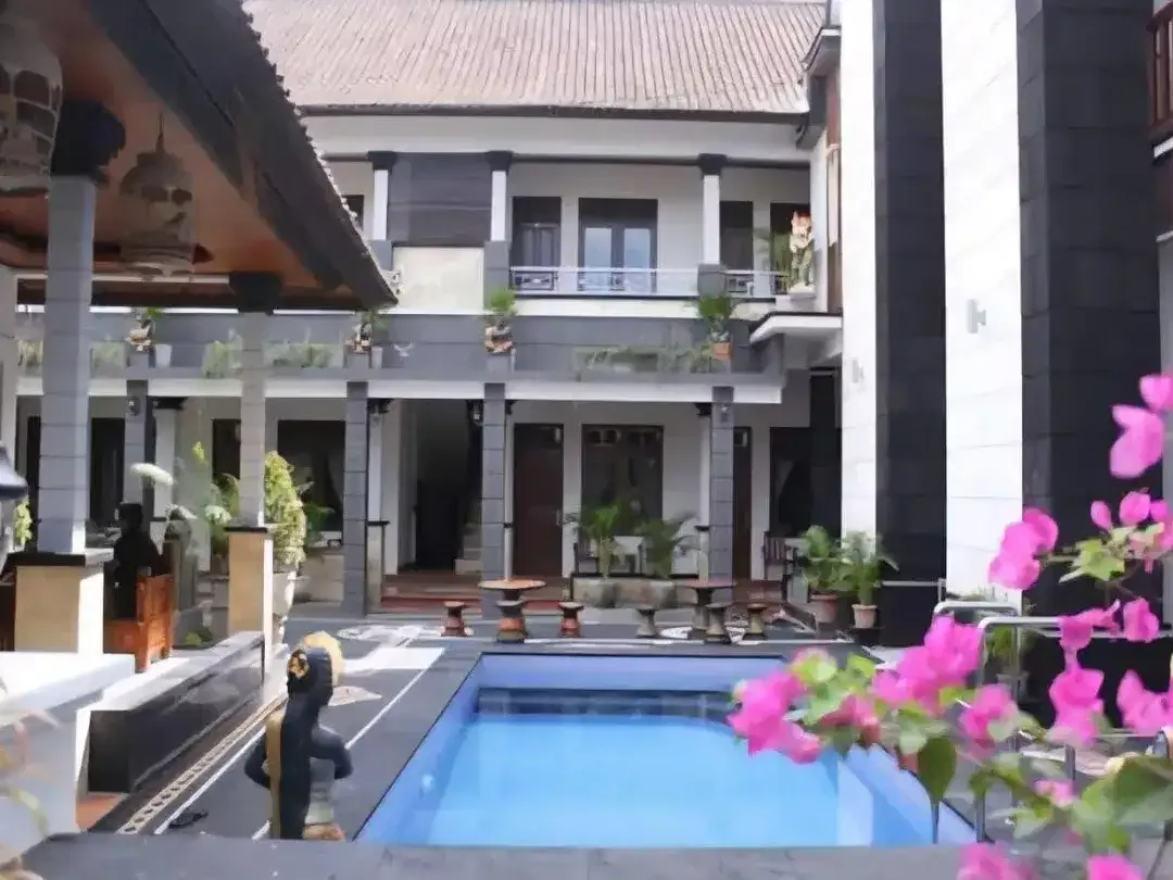Dijual Hotel Bagus dan Strategis di Jimbaran Bali - Image 5 of 10
