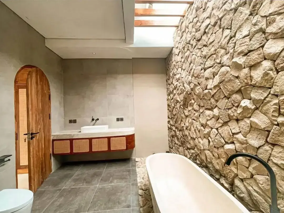 3BR VILLA WITH PRIVATE POOL IN SANUR - Image 6 of 9