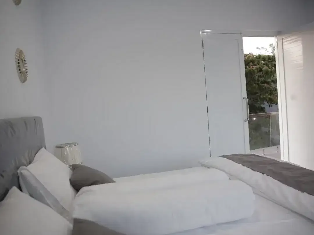 Modern Tropical Luxury Villa in Pengubugan, Kerobokan - Image 6 of 8