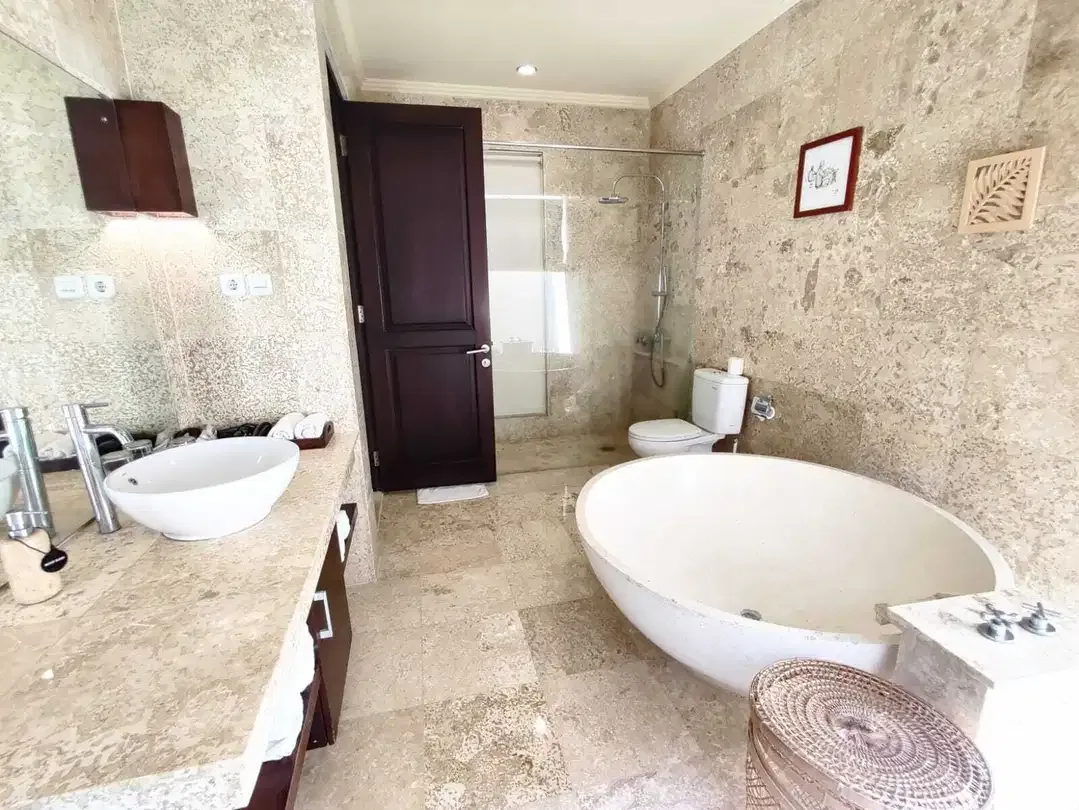 villa view laut di ungasan,dkt pantai melasti,one gates, furnish - Image 9 of 10