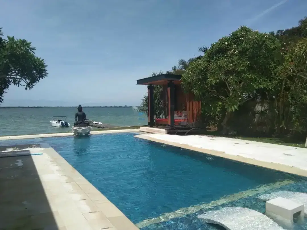 Luxurious Beachfront Lifestyle Villa - Freehold, Nusa Dua - Image 1 of 10