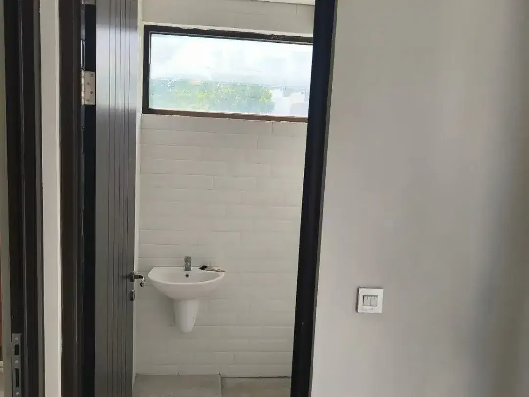 FOR SALE HUNIAN READY KAWASAN CLUSTER TERBAIK DI AREA JIMBARAN - Image 4 of 9