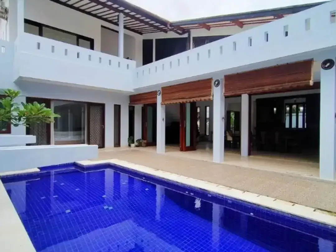 VILLA 2 LANTAI DI GUNUNG GEDE PULASARI MUMBUL BENOA BADUNG - Image 1 of 10