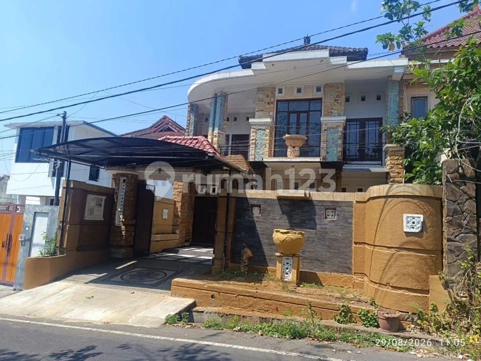 Dijual Rumah Siap Huni Area Kuta Utara, Dekat Canggu dan Seminyak Dalam Lingkungan Hunian yang Tertata - Image 1 of 4