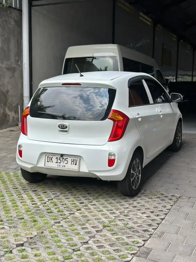 KIA PICANTO 2013 MATIC ASLI BALI ISTIMEWA - Image 4 of 10