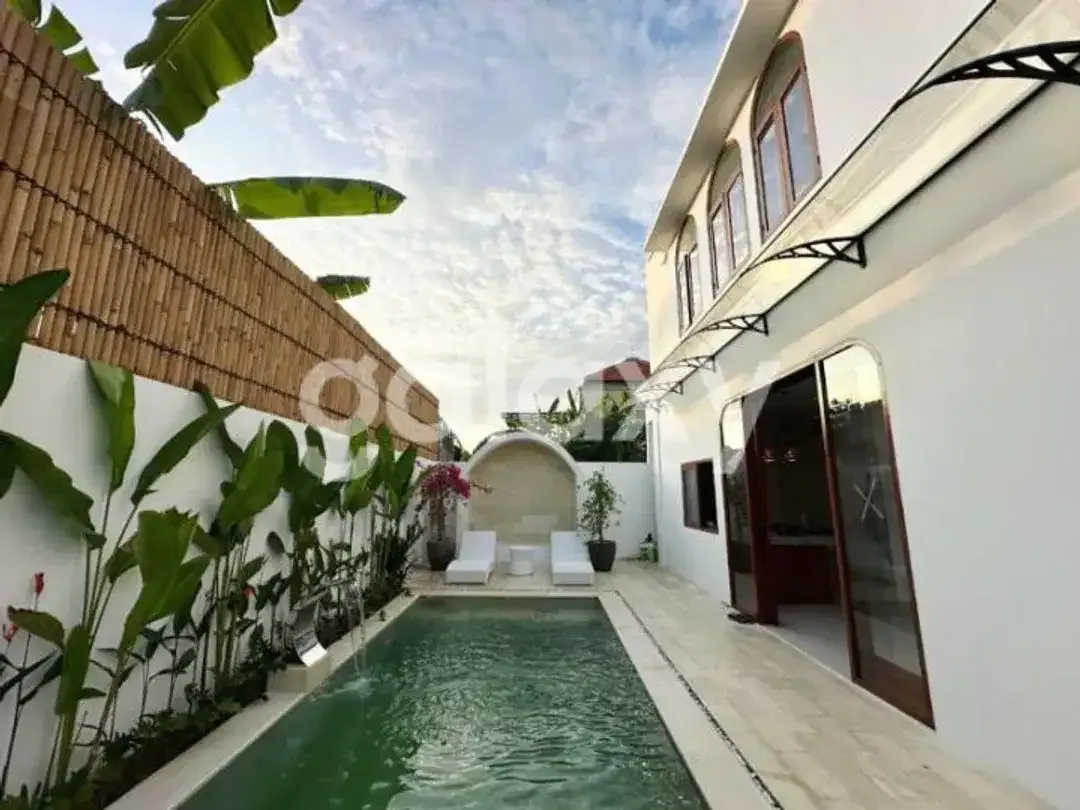 VILLA BAGUS 2 LANTAI DI CALISTA TAMAN BARUNA SARI JIMBARAN BADUNG, BALI - Image 2 of 10