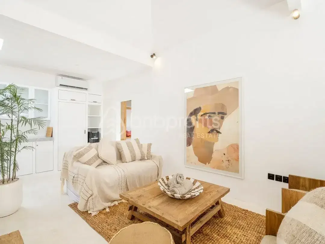 Fascinating 2 Bedrooms Villa in The Heart of Berawa - Image 7 of 10