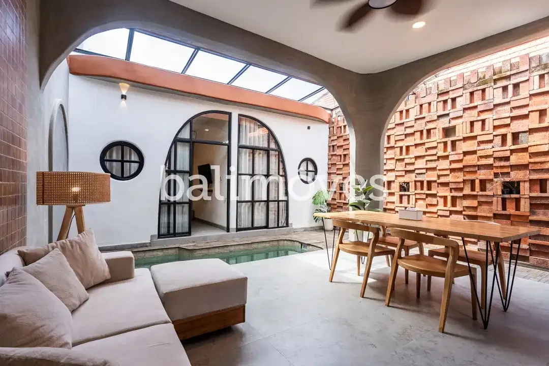 Vila Dua Kamar Tidur Minimalis Di Sanur - Image 1 of 10