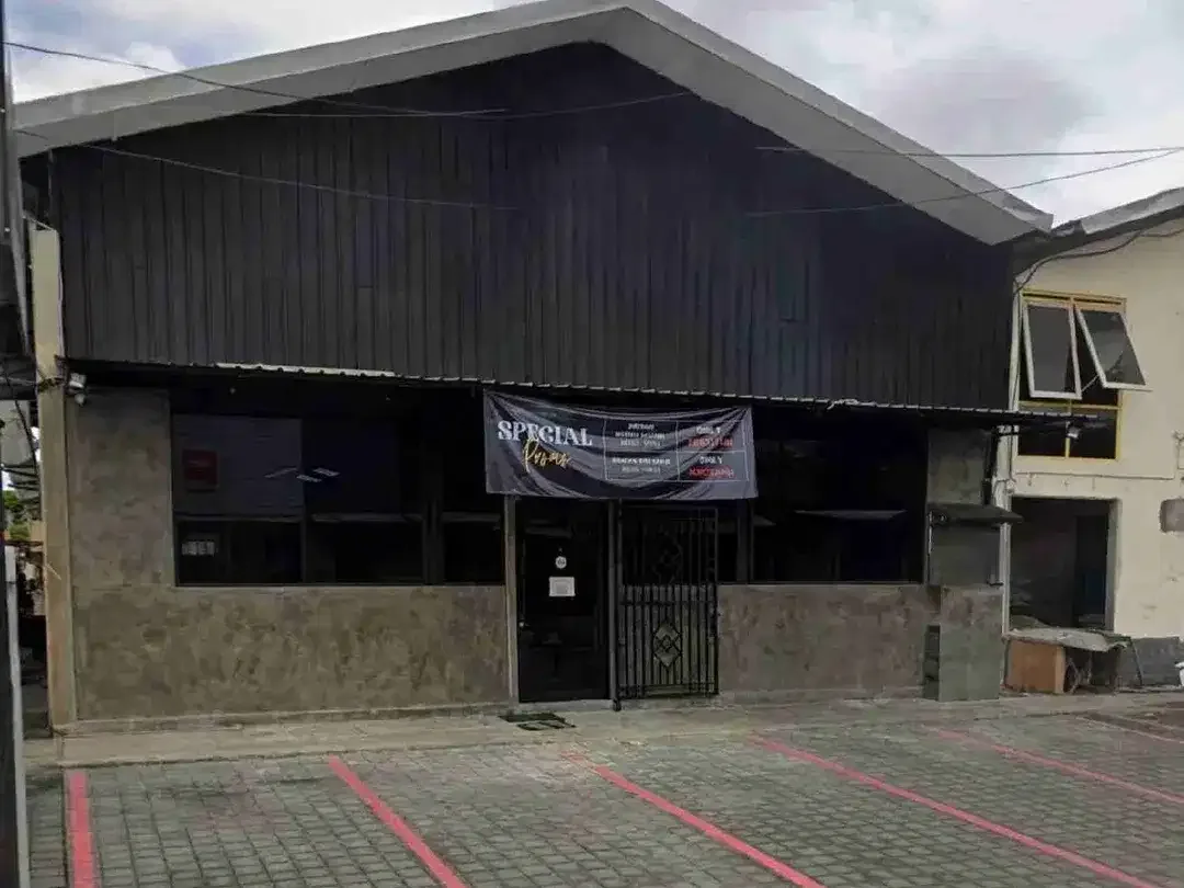 sewakan min 5 th gedung ex Coffee shop bilyard di jln Waturenggong Denpasar dekat kampus Unud - Image 2 of 4
