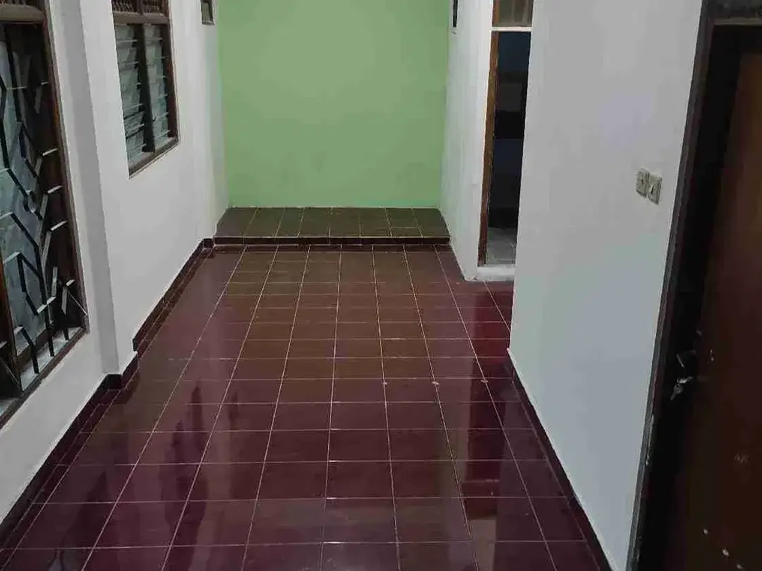Rumah 2 BR, 1 KM, Wifi, Carport, Asri, di belakang Terminal Ubung - Image 6 of 8