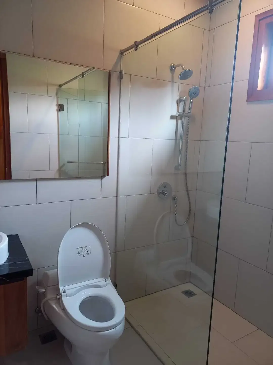FOR RENT VILLA BAGUS TENANG VIEW SAWAH 3BR LOKASI STARTEGIS UBUD - Image 2 of 10