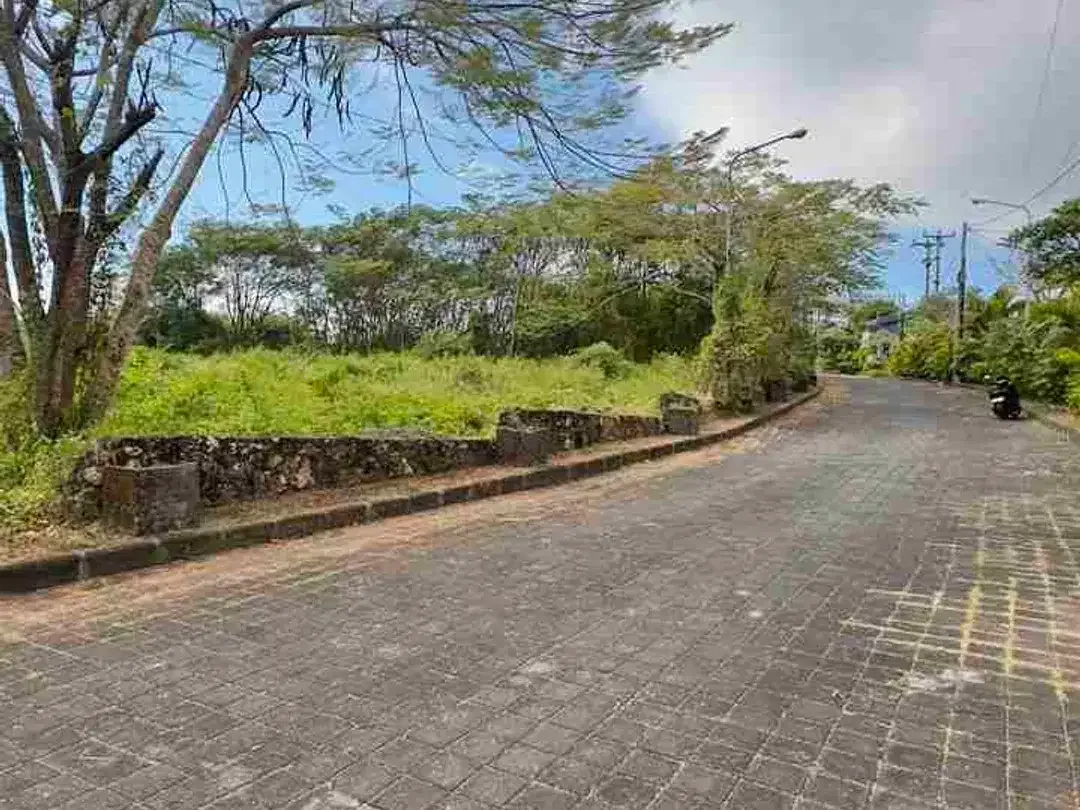 Dijual Tanah 105m² Lingkungan Vila dan Onegate System - Image 2 of 8