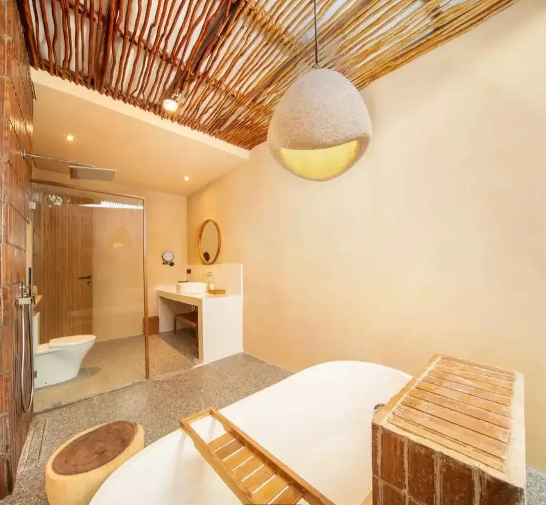 Kedunggu calling 5 bedrooms villa for sale - Image 5 of 10