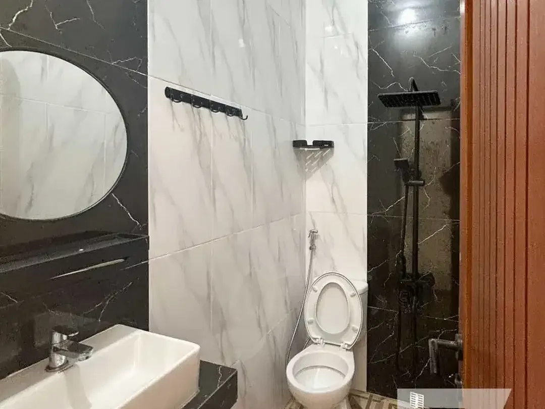 Brand New 3 Bedroom House Renon Bali for Rent Yearly - Image 4 of 10