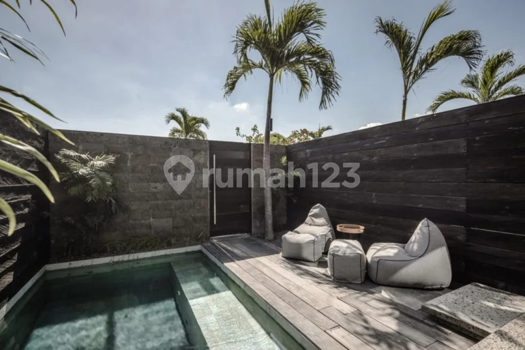 Modern Leasehold 3 Bedroom Villa In Berawa - Umalas - Image 1 of 4
