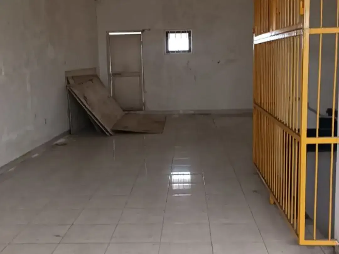RUKO 3,5 LANTAI PUSAT KOTA DI GATOT SUBROTO TENGAH DENPASAR - Image 7 of 10
