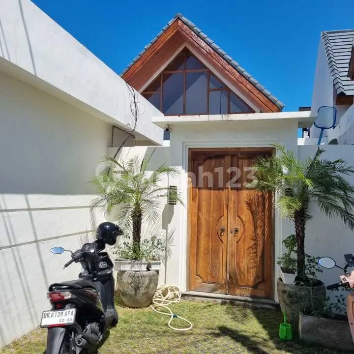 Villa di Seminyak 2 Kamar Tidur Cocok untuk Keluarga dan Kantor - Image 2 of 4