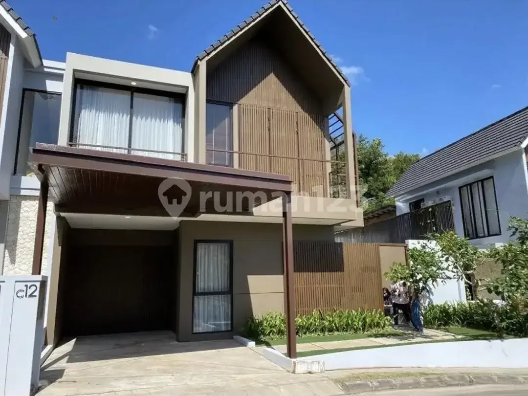 Private Pool, Full Furnish, One Gate -Rumah Impian di Jimbaran - Image 3 of 10