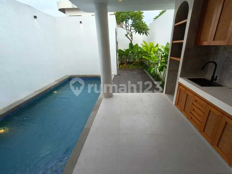 Villa Baru Modern Style Dekat Plaza Renon dan Pantai Sanur - Image 2 of 4