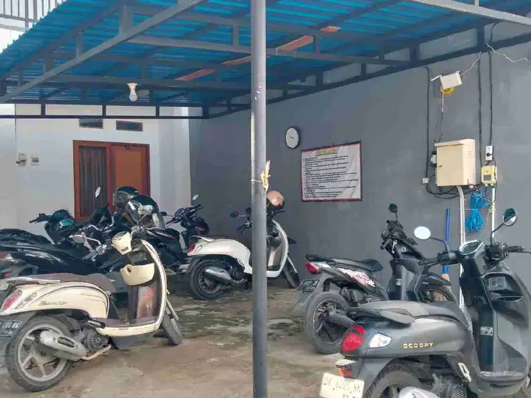 Dijual rumah kost lantai 2 full penghuni lokasi dalung Kaja dekat buduk masih baru belum ada setahun - Image 5 of 7