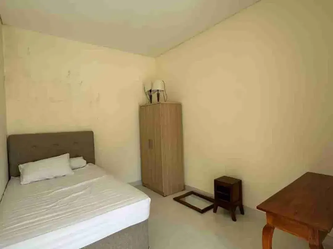 RUMAH READY UNIT  3 KAMAR TIDUR DEKAT SANUR & RENON FULLY FURNISHED - Image 8 of 9