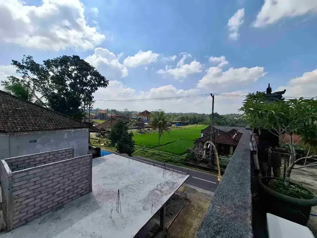 dijual bangunan 3 lantai dengan view gunung dan sawah siap di pergunan untuk usaha - Image 3 of 10