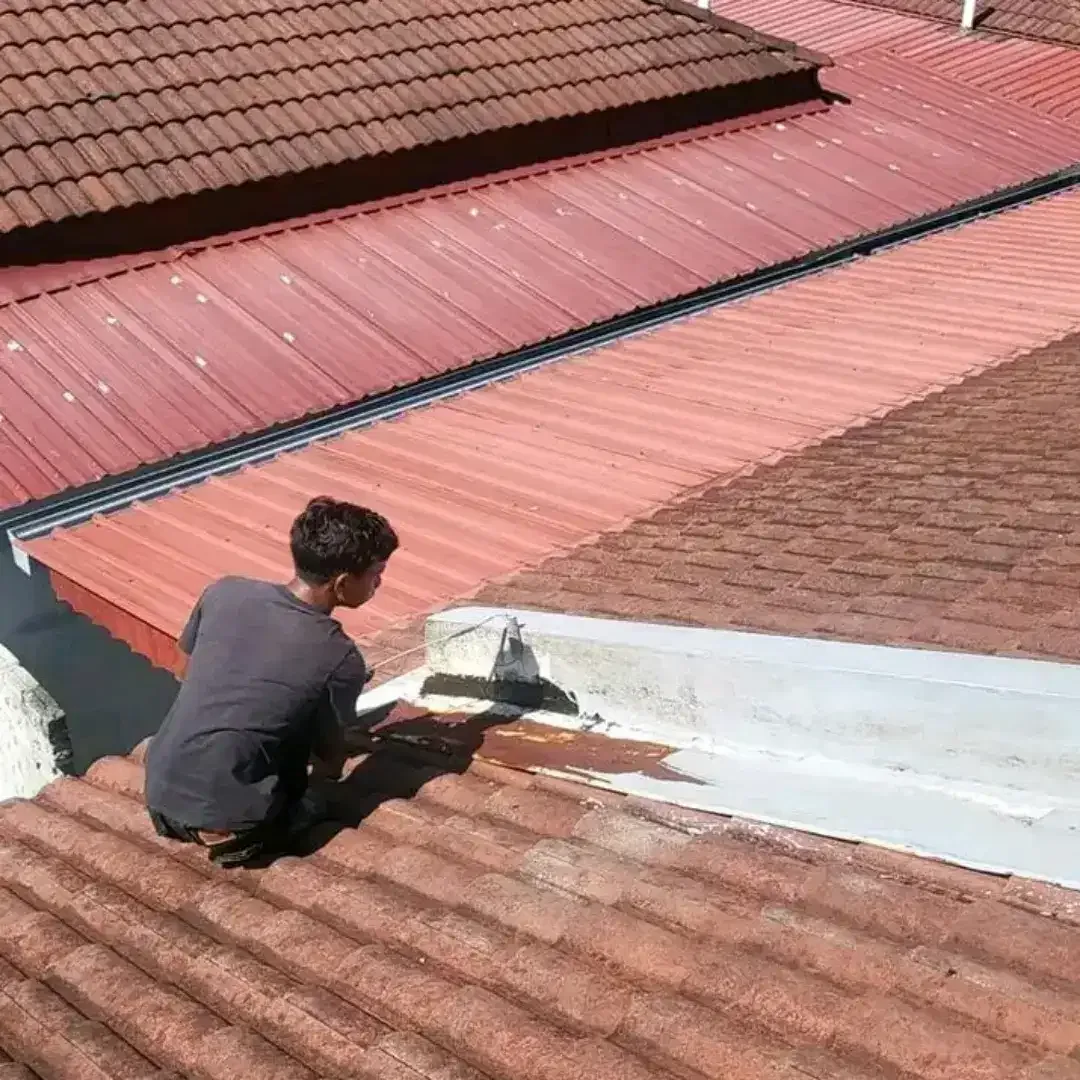 Pemasangan kanopi plafon pvc perbaikan atap bocor dll - Image 9 of 10