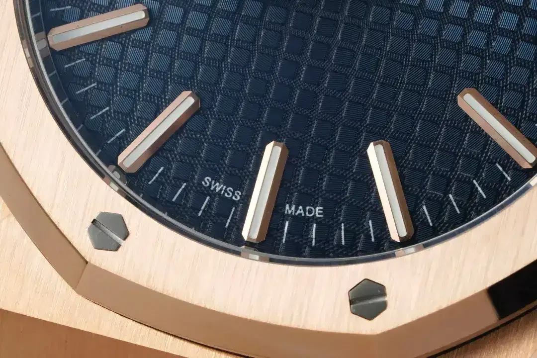 AUDEMARS PIGUET CLASSIC ROYAL OAK BLUE - Image 5 of 6
